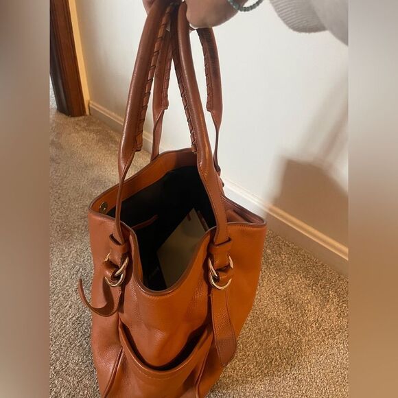 Cole Haan Light Brown Very Soft Leather Shoulder Bag Purse In Great Condition - Picture 9 of 13
